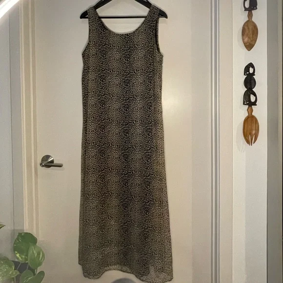 Robbie Bee Dresses Vintage Silk Cheetah Print Sleeveless Shift